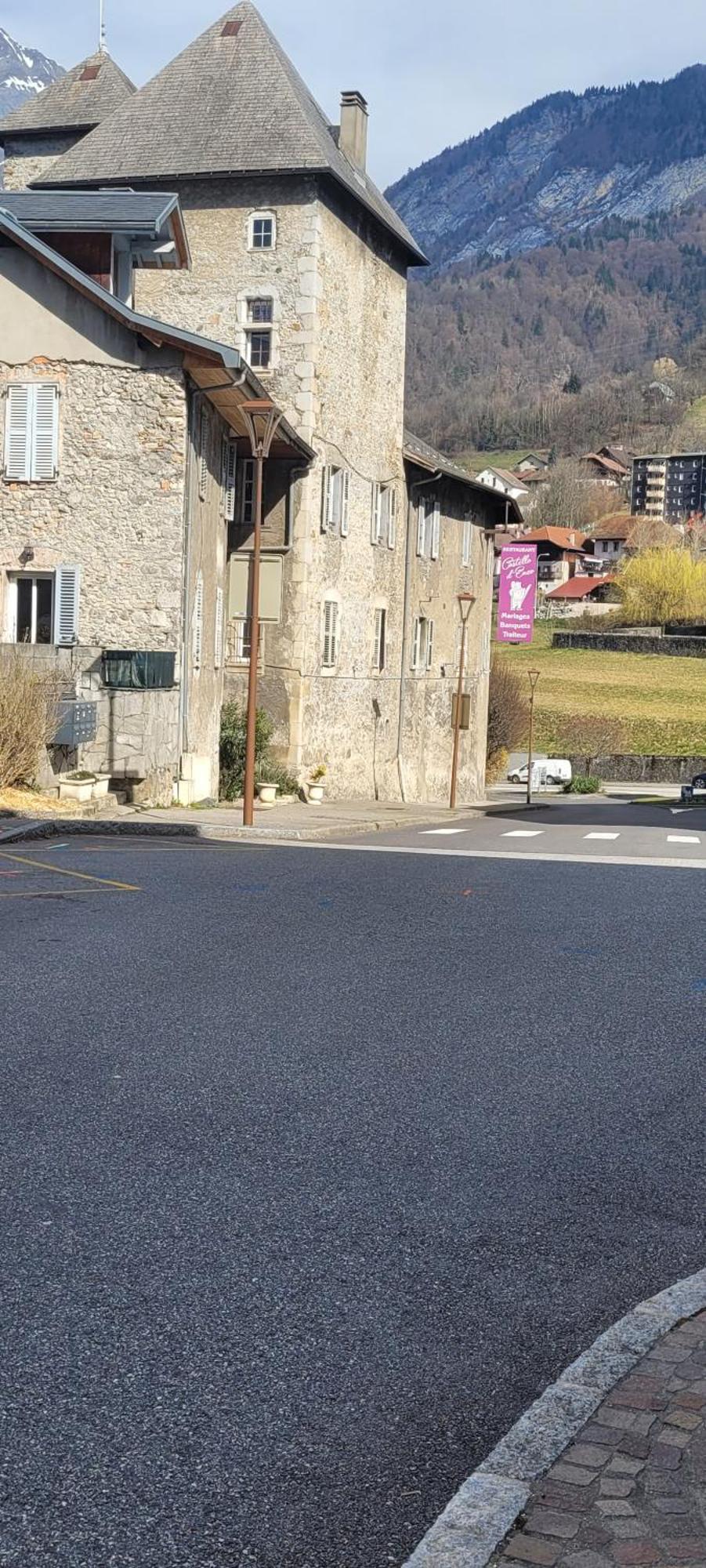 Maison De Sisi Ugine Exteriér fotografie